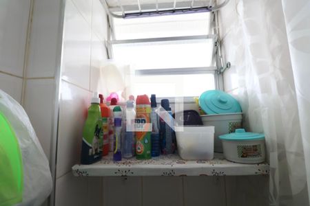 Área de Serviço de apartamento para alugar com 1 quarto, 62m² em Centro, Guarujá