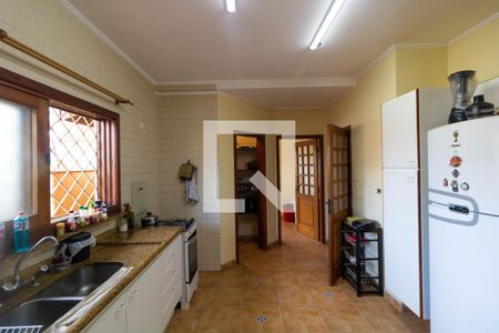 Casa à venda com 313m², 3 quartos e 3 vagas Casa à venda com 313m², 3 quartos e 3 vagasCozinha