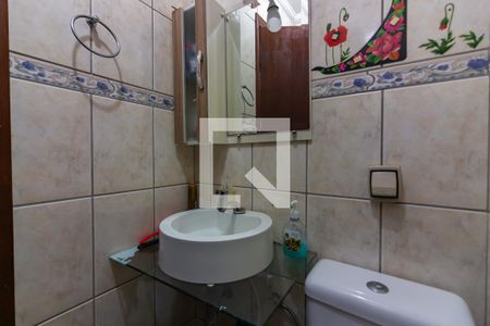 Casa à venda com 180m², 4 quartos e 2 vagasBanheiro