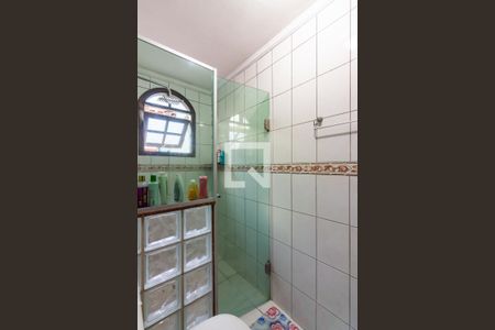 Casa à venda com 180m², 4 quartos e 2 vagasBanheiro da Suíte