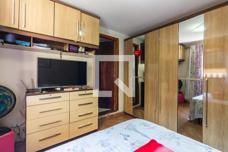 Casa à venda com 180m², 4 quartos e 2 vagasSuíte 