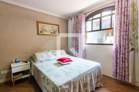 Casa à venda com 180m², 4 quartos e 2 vagasSuíte 