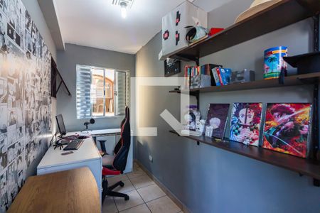 Quarto 2 de casa à venda com 4 quartos, 180m² em Cidade das Flores, Osasco