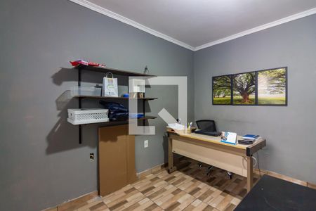 Casa à venda com 180m², 4 quartos e 2 vagasEdícula 