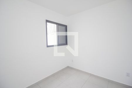 Quarto 1 de apartamento para alugar com 2 quartos, 38m² em Vila Divina Pastora, São Paulo