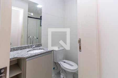 Banheiro de apartamento para alugar com 1 quarto, 30m² em Vila Divina Pastora, São Paulo