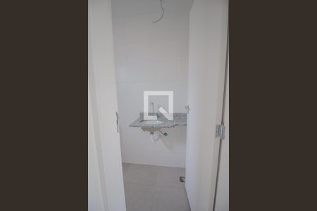 Banheiro de apartamento para alugar com 1 quarto, 30m² em Vila Divina Pastora, São Paulo