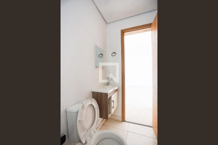 Banheiro  de kitnet/studio para alugar com 1 quarto, 32m² em Granja Viana, Cotia