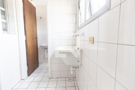 Apartamento à venda com 61m², 3 quartos e 1 vagaÁrea de Serviço