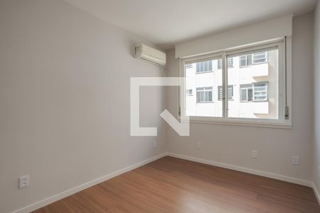 Quarto 1 de apartamento à venda com 2 quartos, 74m² em Floresta, Porto Alegre