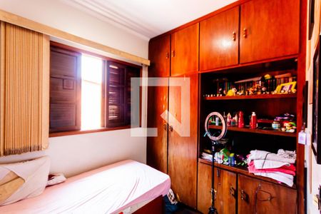 Casa à venda com 192m², 4 quartos e 3 vagasQuarto 2