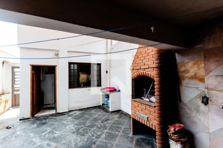 Casa à venda com 192m², 4 quartos e 3 vagasQuintal