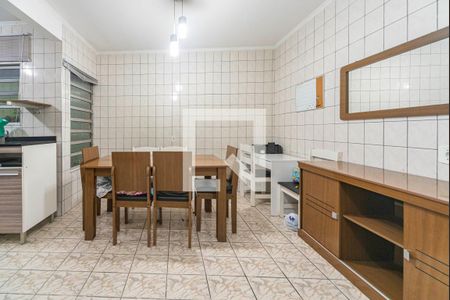 Casa para alugar com 125m², 3 quartos e 2 vagas Casa para alugar com 125m², 3 quartos e 2 vagasCopa