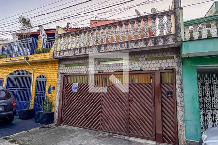 Casa para alugar com 125m², 3 quartos e 2 vagas Casa para alugar com 125m², 3 quartos e 2 vagasFachada