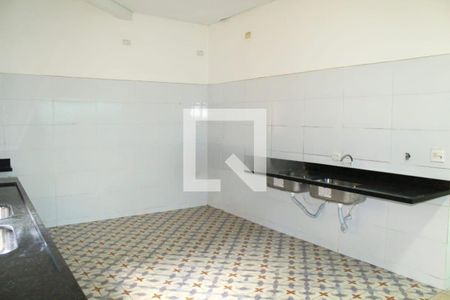 Casa à venda com 400m², 2 quartos e 6 vagas