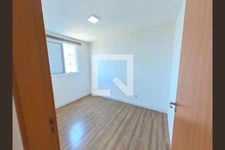 Quarto 2 de apartamento para alugar com 2 quartos, 44m² em Jardim Iris, São Paulo