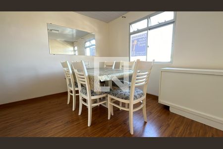 Apartamento para alugar com 36m², 2 quartos e 1 vaga Apartamento para alugar com 36m², 2 quartos e 1 vagaSala