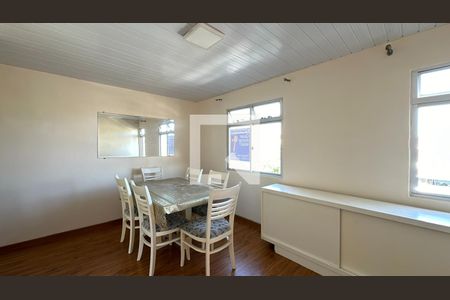 Apartamento para alugar com 36m², 2 quartos e 1 vaga Apartamento para alugar com 36m², 2 quartos e 1 vagaSala