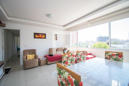 Sala de apartamento à venda com 2 quartos, 74m² em Santana, Porto Alegre