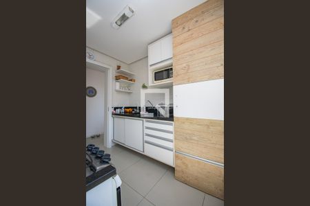 Apartamento à venda com 74m², 2 quartos e 1 vagaCozinha