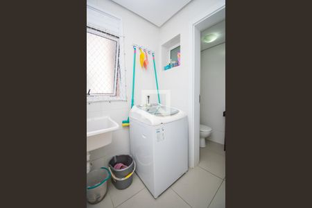 Apartamento à venda com 74m², 2 quartos e 1 vagaÁrea de Serviço