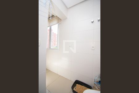 Apartamento à venda com 74m², 2 quartos e 1 vagaÁrea de Serviço