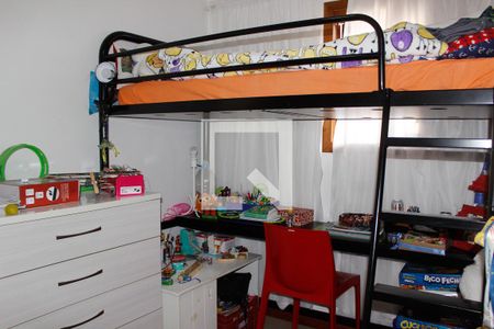 Casa à venda com 178m², 3 quartos e 2 vagasQuarto 3