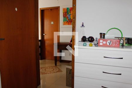 Casa à venda com 178m², 3 quartos e 2 vagasQuarto 3