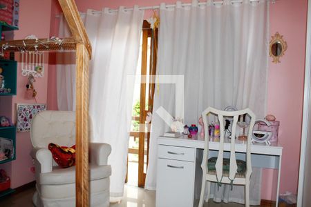 Quarto 2 de casa à venda com 3 quartos, 178m² em Tristeza, Porto Alegre