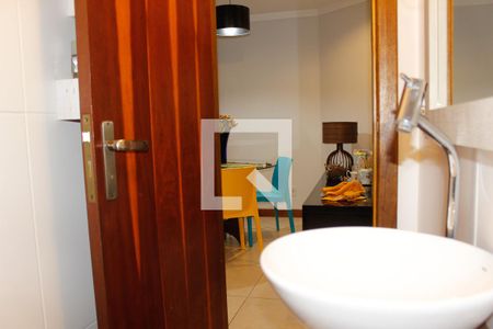 Casa à venda com 178m², 3 quartos e 2 vagasLavabo