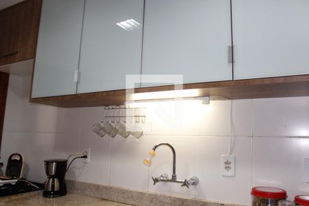 Casa à venda com 178m², 3 quartos e 2 vagasCozinha