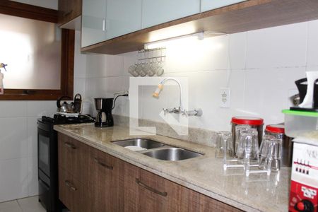 Casa à venda com 178m², 3 quartos e 2 vagasCozinha