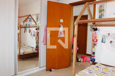 Casa à venda com 178m², 3 quartos e 2 vagasQuarto 2