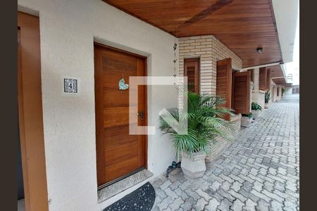 Casa à venda com 178m², 3 quartos e 2 vagasÁrea Externa
