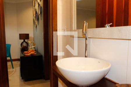 Casa à venda com 178m², 3 quartos e 2 vagasLavabo