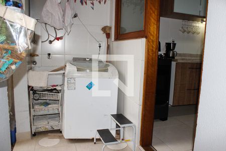 Casa à venda com 178m², 3 quartos e 2 vagasQuintal e Área de Serviço