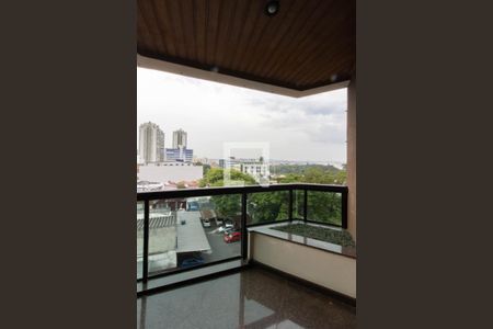 Apartamento à venda com 478m², 3 quartos e 3 vagas Apartamento à venda com 478m², 3 quartos e 3 vagasVaranda da Sala de TV