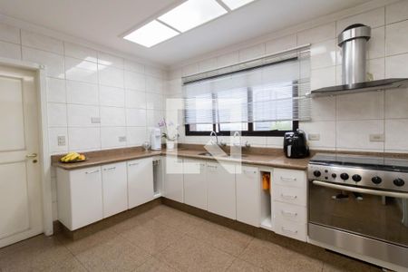 Apartamento à venda com 478m², 3 quartos e 3 vagas Apartamento à venda com 478m², 3 quartos e 3 vagasCozinha