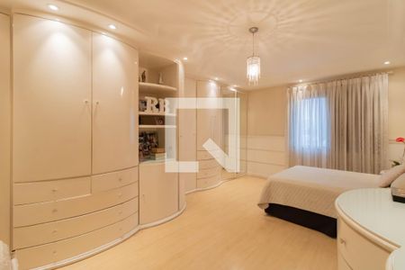 Apartamento à venda com 478m², 3 quartos e 3 vagas Apartamento à venda com 478m², 3 quartos e 3 vagasSuíte 2