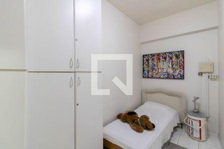 Apartamento à venda com 478m², 3 quartos e 3 vagas Apartamento à venda com 478m², 3 quartos e 3 vagasQuarto de Serviço