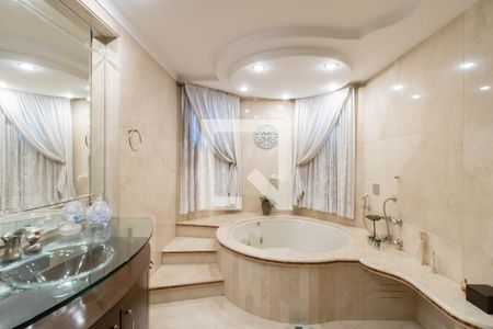 Apartamento à venda com 478m², 3 quartos e 3 vagas Apartamento à venda com 478m², 3 quartos e 3 vagasBanheiro da Suíte Master Senhora