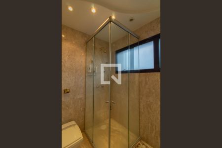 Apartamento à venda com 478m², 3 quartos e 3 vagas Apartamento à venda com 478m², 3 quartos e 3 vagasBanheiro da Suíte Master Senhor