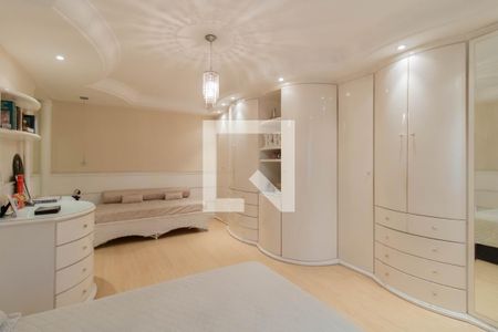 Apartamento à venda com 478m², 3 quartos e 3 vagas Apartamento à venda com 478m², 3 quartos e 3 vagasSuíte 2