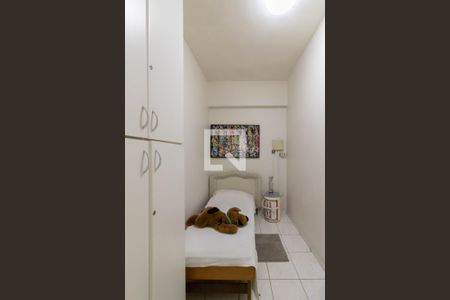 Apartamento à venda com 478m², 3 quartos e 3 vagas Apartamento à venda com 478m², 3 quartos e 3 vagasQuarto de Serviço
