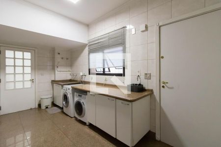 Apartamento à venda com 478m², 3 quartos e 3 vagas Apartamento à venda com 478m², 3 quartos e 3 vagasÁrea de Serviço