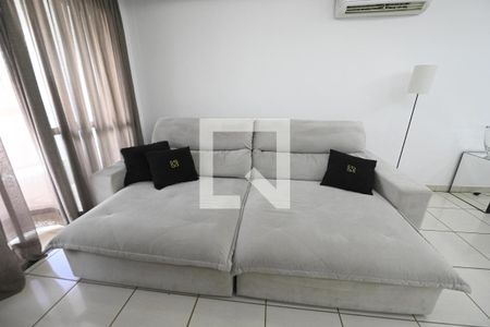 Sala de apartamento para alugar com 3 quartos, 97m² em Jardim Goiás, Goiânia