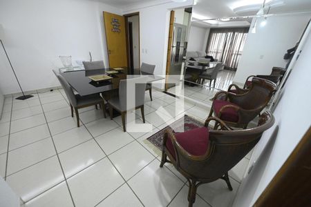 Apartamento para alugar com 97m², 3 quartos e 2 vagasSala