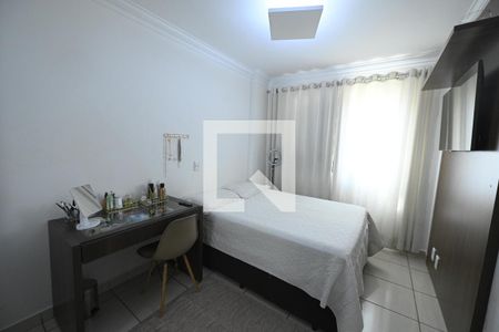 Apartamento para alugar com 97m², 3 quartos e 2 vagasQuarto 2