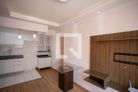 Sala de apartamento para alugar com 2 quartos, 44m² em Canhema, Diadema