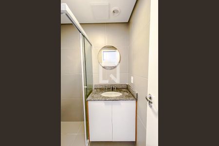 Banheiro de apartamento para alugar com 1 quarto, 23m² em Vila Mariana, São Paulo